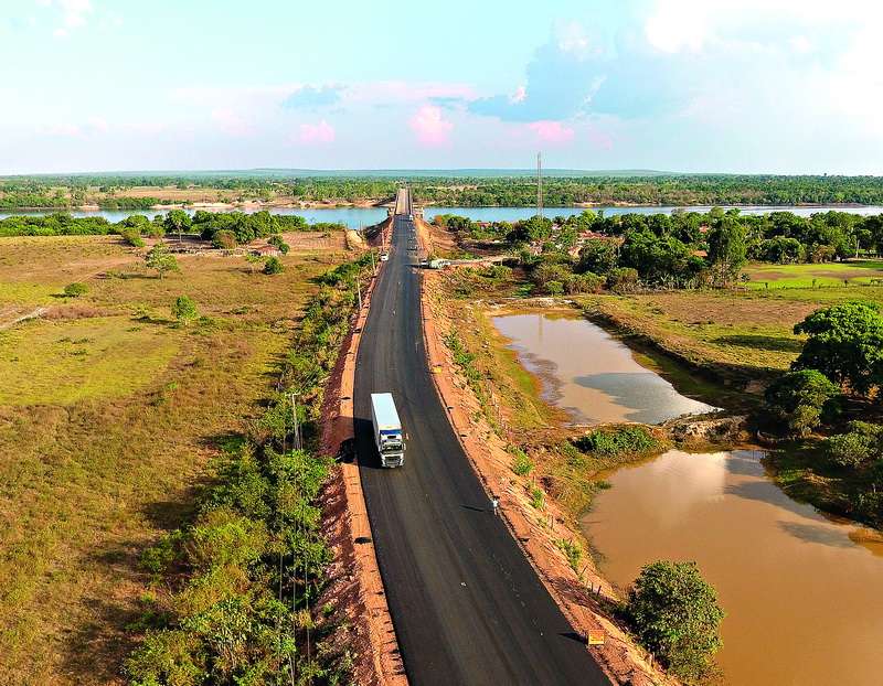 Trecho da Rodovia Transamazônica em Palestina do Pará é asfaltado e  sinalizado