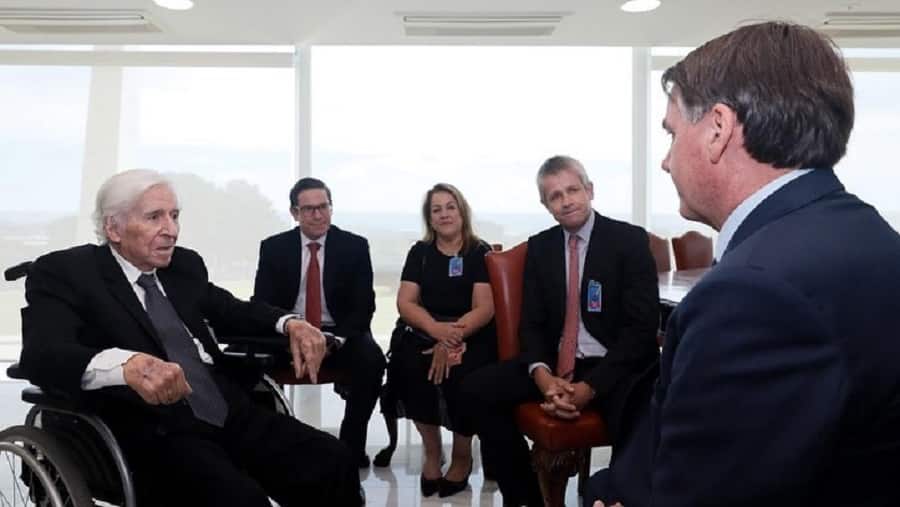 Major Curió é recebido pelo Presidente Jair Bolsonaro no Palácio do Planalto