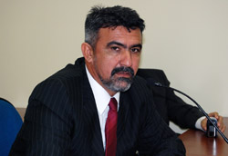 18599_091007depameliocayreskr1