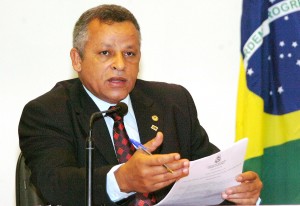 deputado_iderval_silva