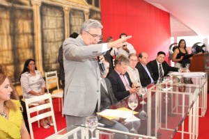 4 LAUREZ E EDUADOR FOTO Jeeferson Ferrari Secop