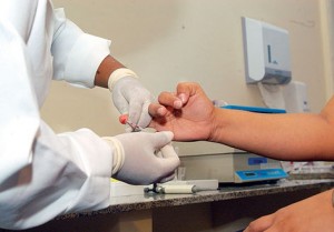 Teste-rapido-controle-HIV_ACRIMA20120730_0135_15