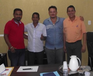 (Da esq p/ dir)Sezostrys Alves, Bina, James Luiz e Ronaldo Costa