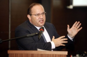 O governador em exercício, Helenilson Pontes, defendeu que a ferrovia Norte-Sul em território paraense contribua para o desenvolvimento do Estado