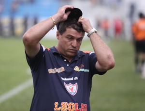 João Galvão espera nova vida no Águia