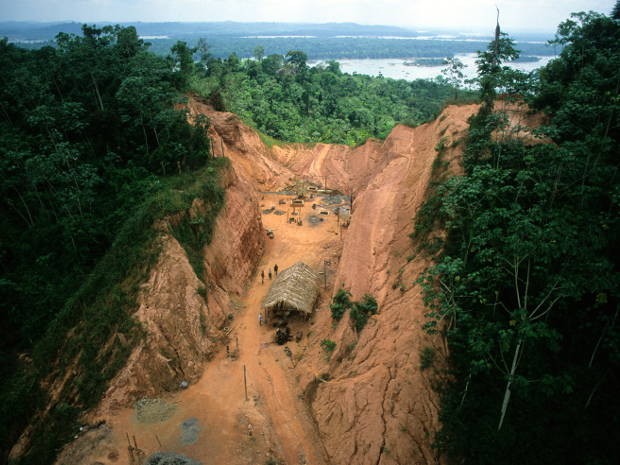 Decreto proíbe concessão de novas licenças ambientais para atividades garimpeiras na regiçao do rio Tapajós. (Foto: Paulo Santos)