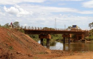 A duplicação da ponte sobre o Rio Arraias integra os investimentos do governo para oferecer mais segurança e comodidade à população do sul do Estado