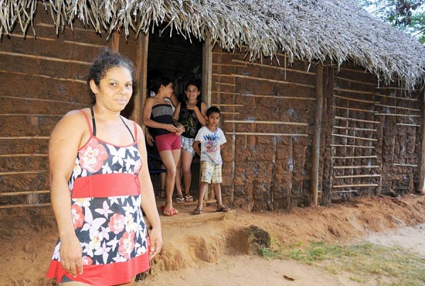 A família de Edna Pereira da Silva será uma das beneficiadas com as obras