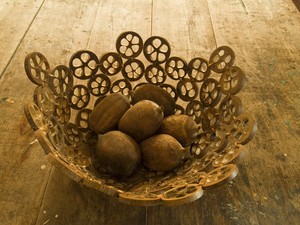 Artesanato feito com o coco babaçu