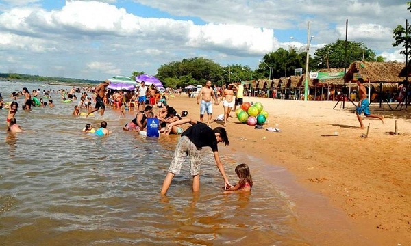 Praias e cachoeiras de Itaguatins atraem turistas