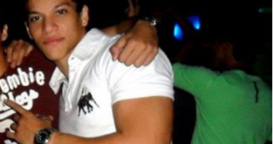 e1526f6a9629b20ff2e0eef1fcdb4040