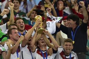 Alemães concluíram de maneira apropriada sua alegre e histórica passagem pelo território brasileiro