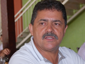 20130730173050_valuar_barros