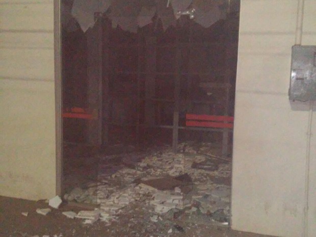 d4c86714375a8698d131f0eb9de3abee