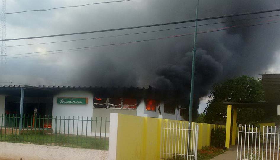 1450722887-1058171794