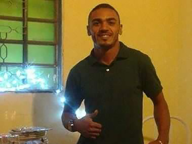 1455698559-579738870