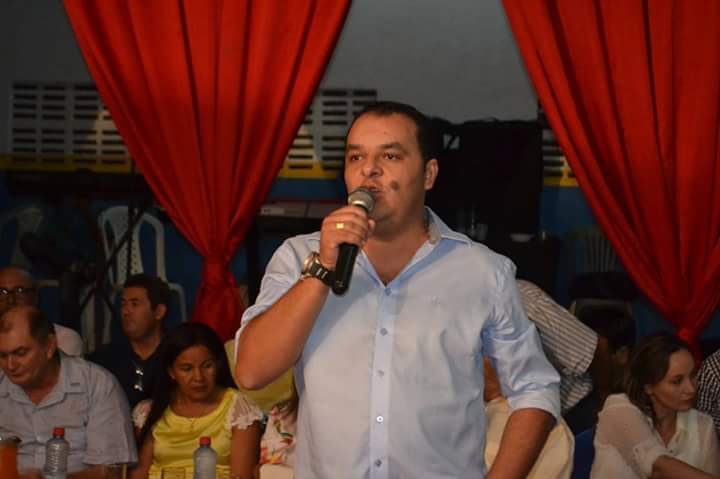 roberto araujo newton bello