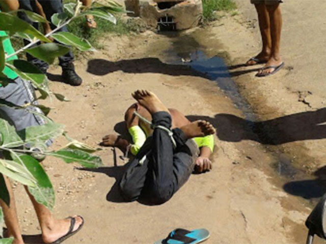 1464569361-370472798