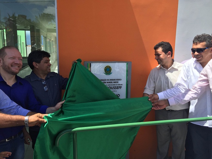 Secretário de Comunicação e Assuntos Políticos, Márcio Jerry, e presidente da Caema, Davi Telles, anunciaram obras de saneamento e infraestrutura em Barra do Corda. Foto: Rafael Arrais/Secap