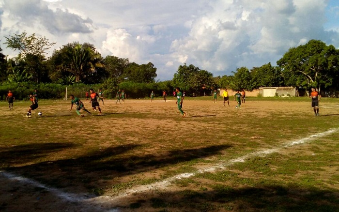Lance da partida entre Plantel e Juventus no domingo, dia 5